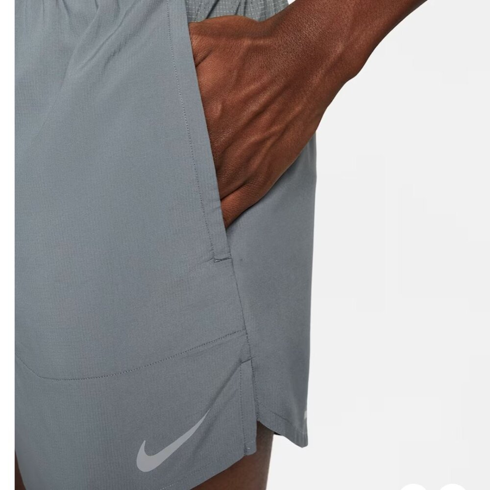 Nike Stride Men's Dri-FIT 5" Brief-Lined Running Shorts - Picture 9 of 9